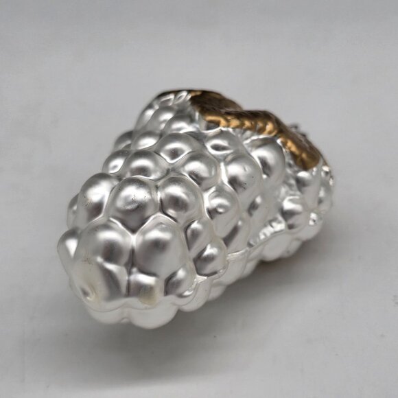 Inge Glas Grapes German Glass Christmas Ornament Silver 3" - Picture 3 of 4